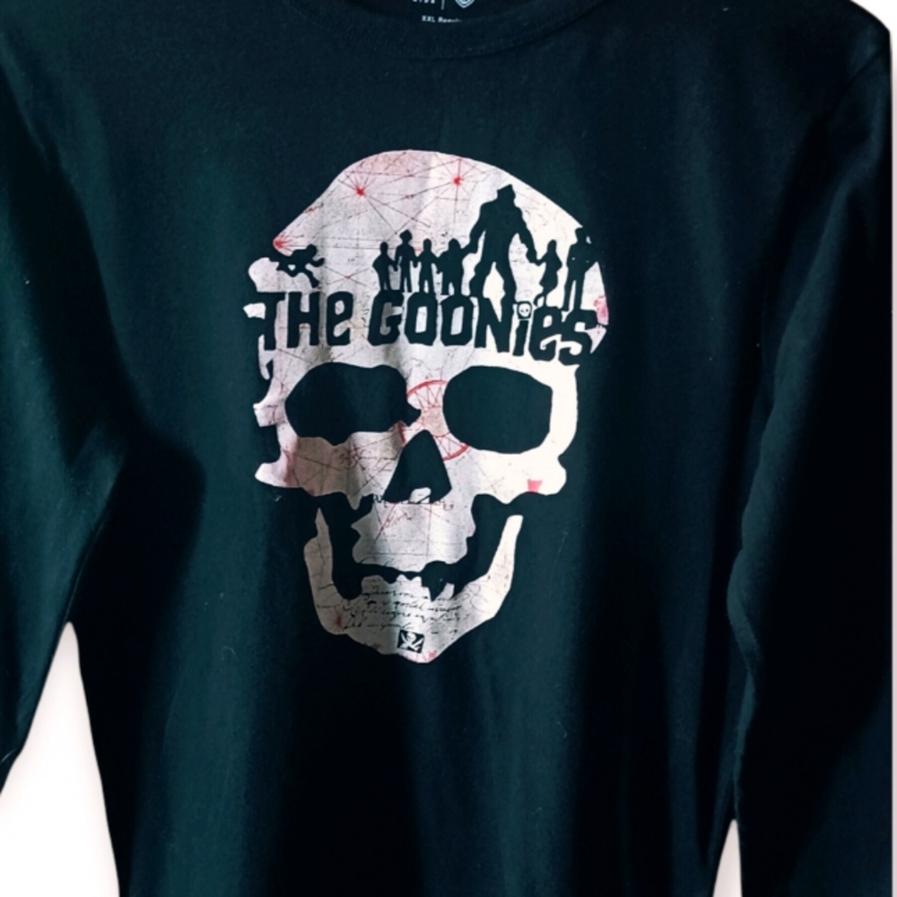 "The Goonies" long sleeve shirt